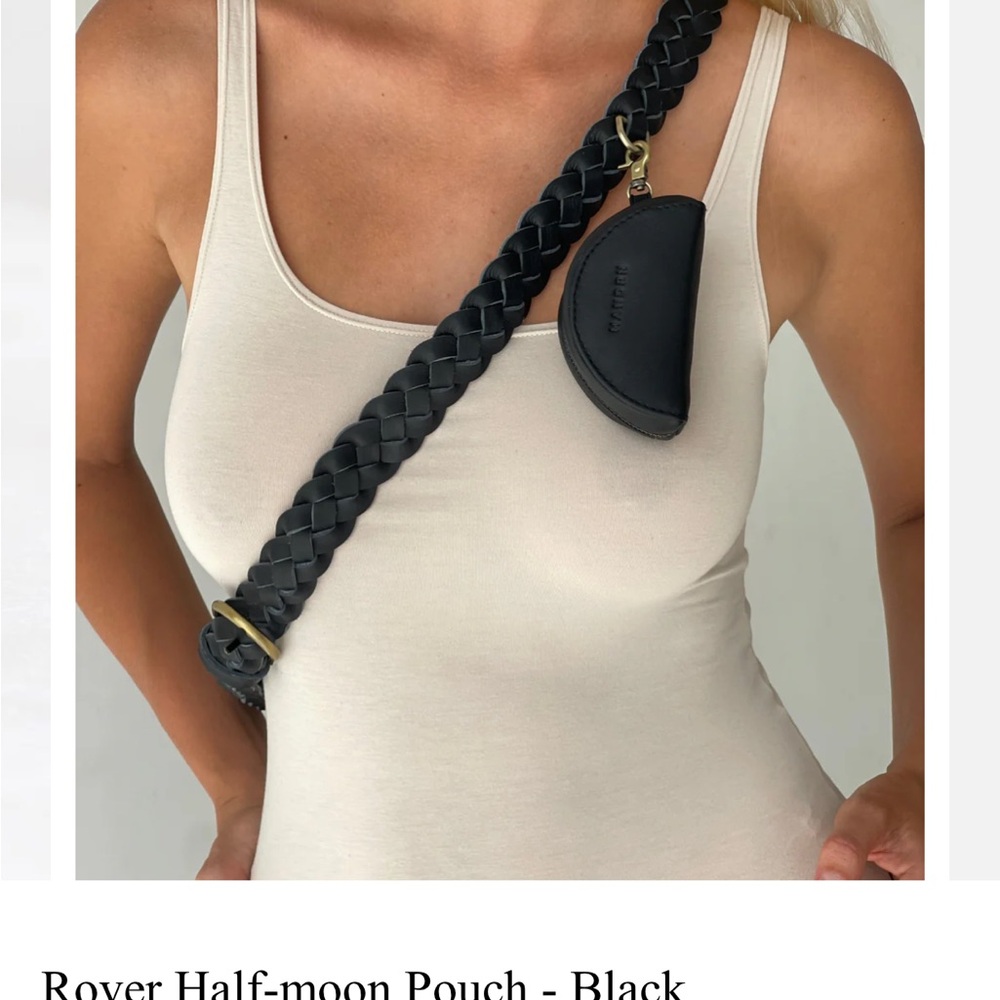 MANDRN Rover Half-moon Pouch - Black leather